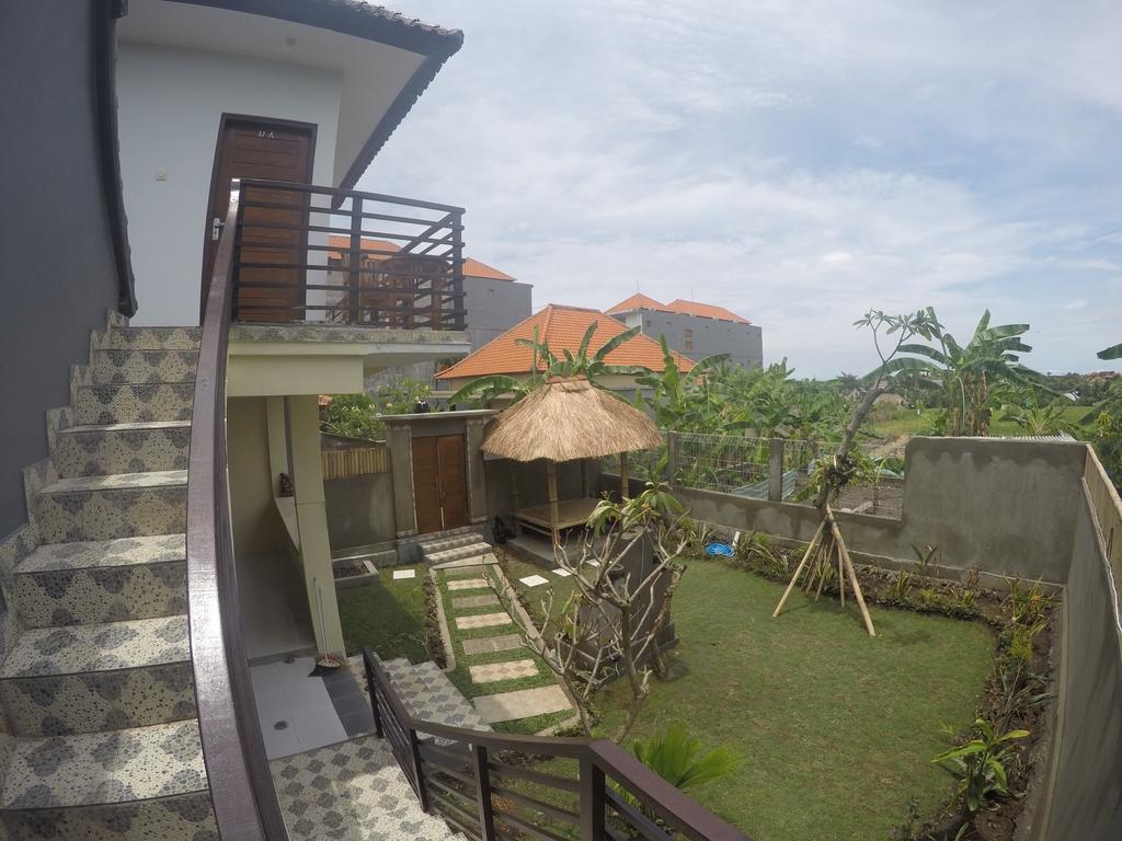 Appartamento Pluto House Canggu Esterno foto