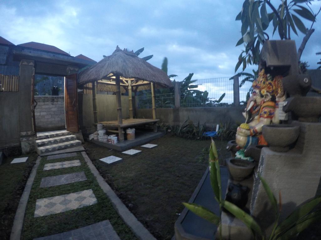 Appartamento Pluto House Canggu Esterno foto