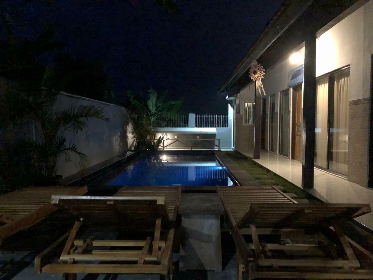 Appartamento Pluto House Canggu Esterno foto