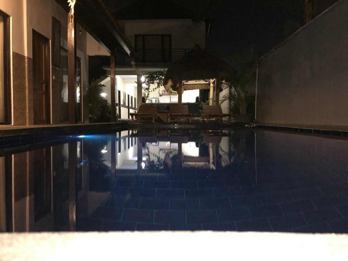 Appartamento Pluto House Canggu Esterno foto