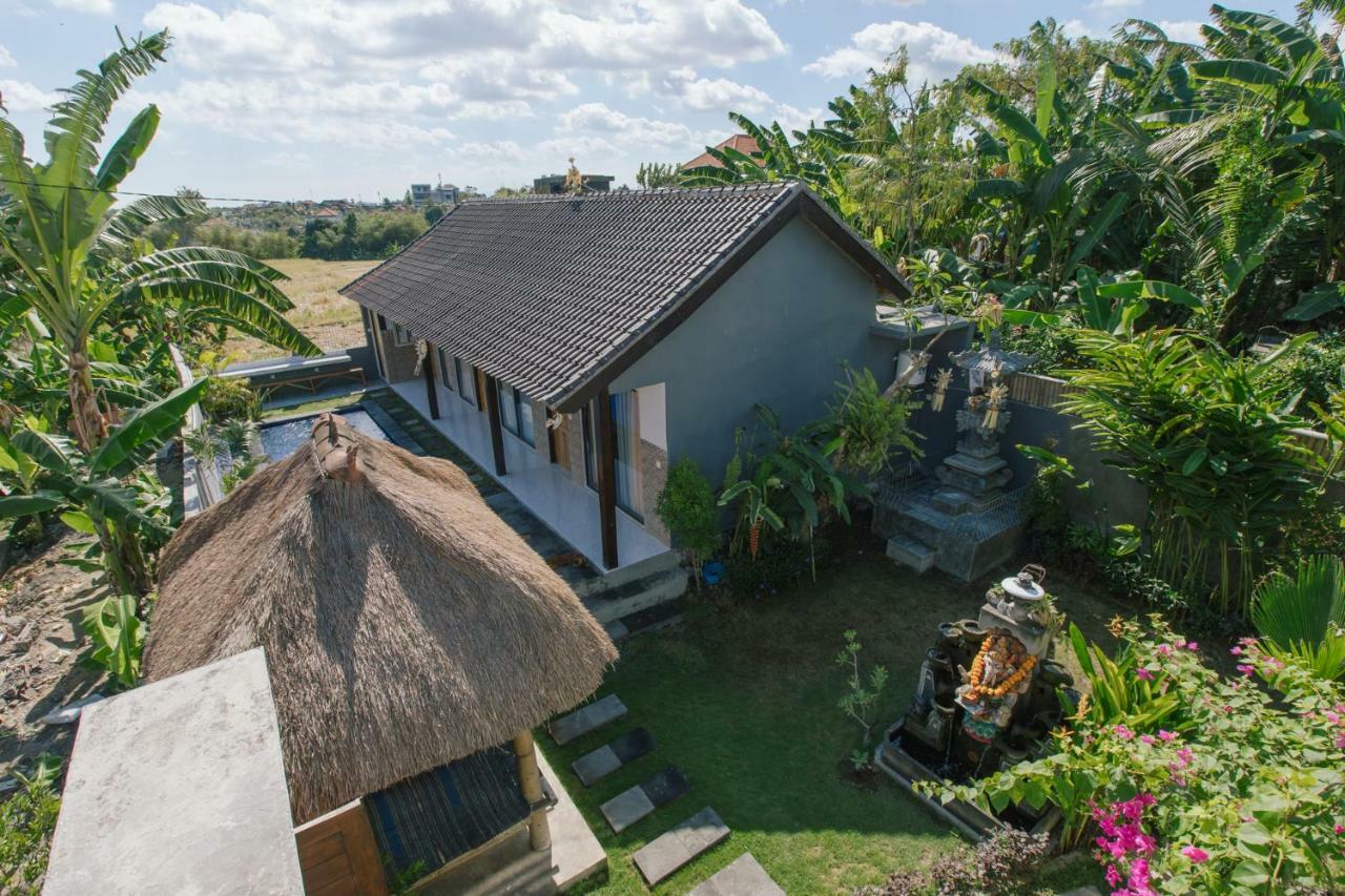 Appartamento Pluto House Canggu Esterno foto