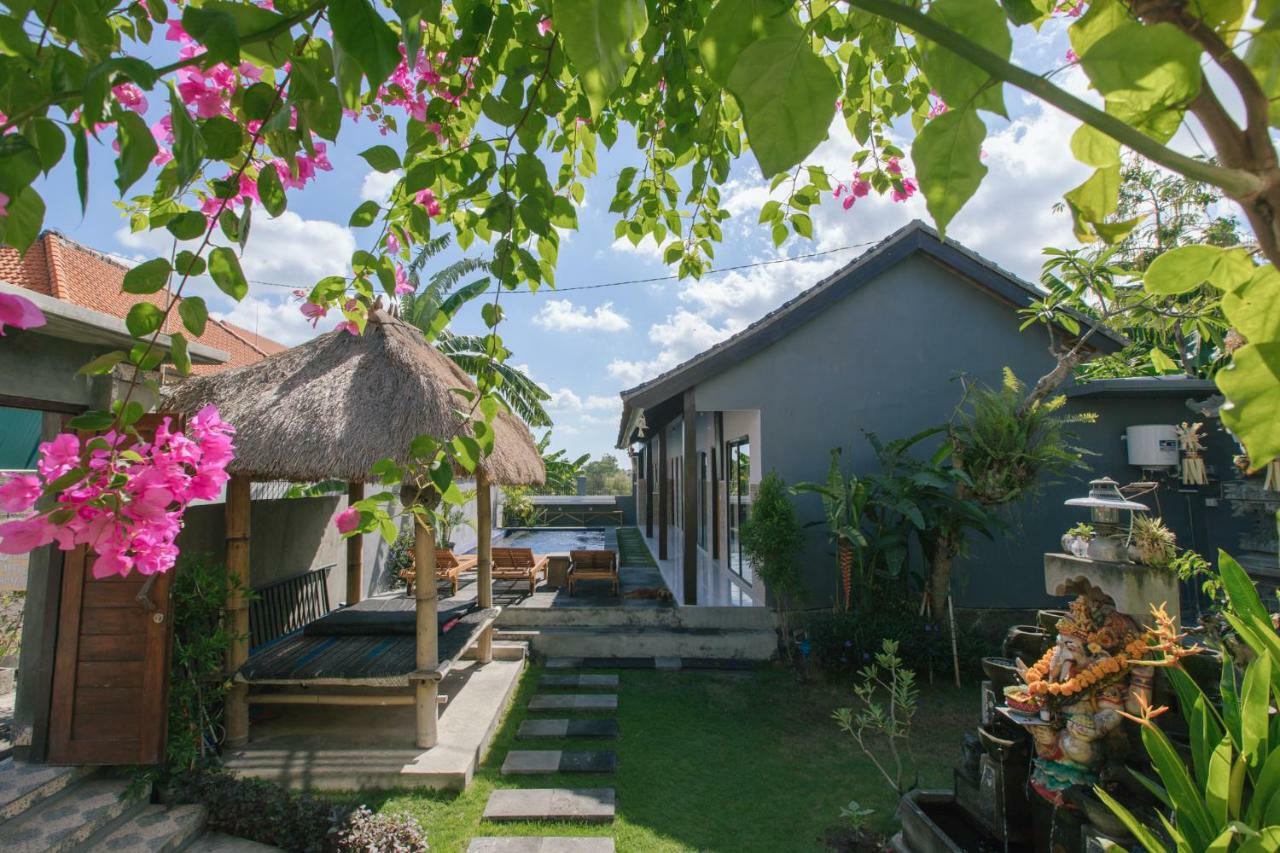 Appartamento Pluto House Canggu Esterno foto
